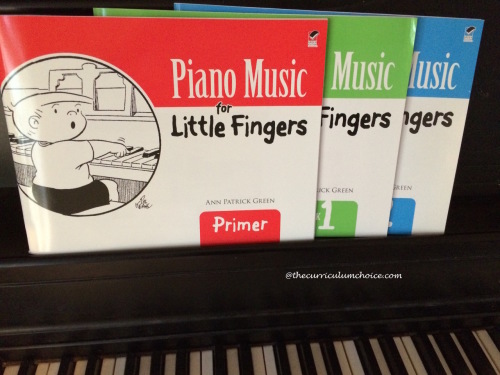 Dover Publications Piano Music for Little Fingers